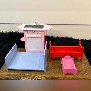 Mattel 1997 Pink Kitchen Set IKEA Red Blue Beds & Pink Baby Doll Bed Lot